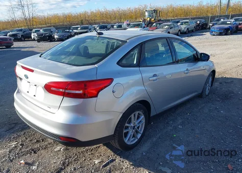 2017 Ford Focus Se z USA, uszkodzony, nr VIN 1FADP3F24HL252342